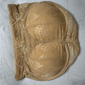 Butt pads intimate to enhance what you have ! medium tan NWOT